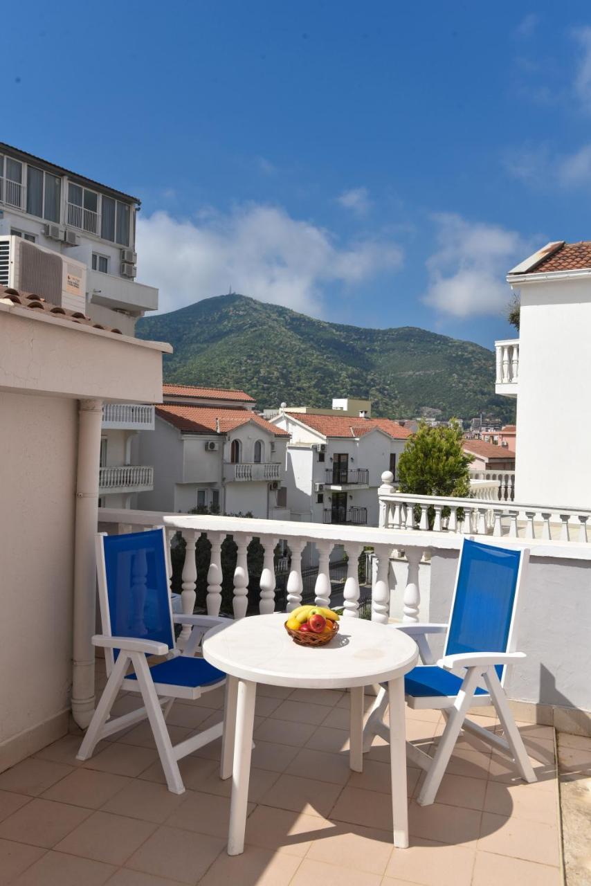 Apartments & Rooms Nikolic Budva Eksteriør billede