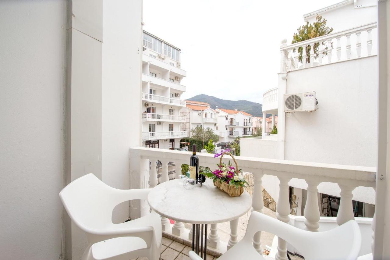 Apartments & Rooms Nikolic Budva Eksteriør billede