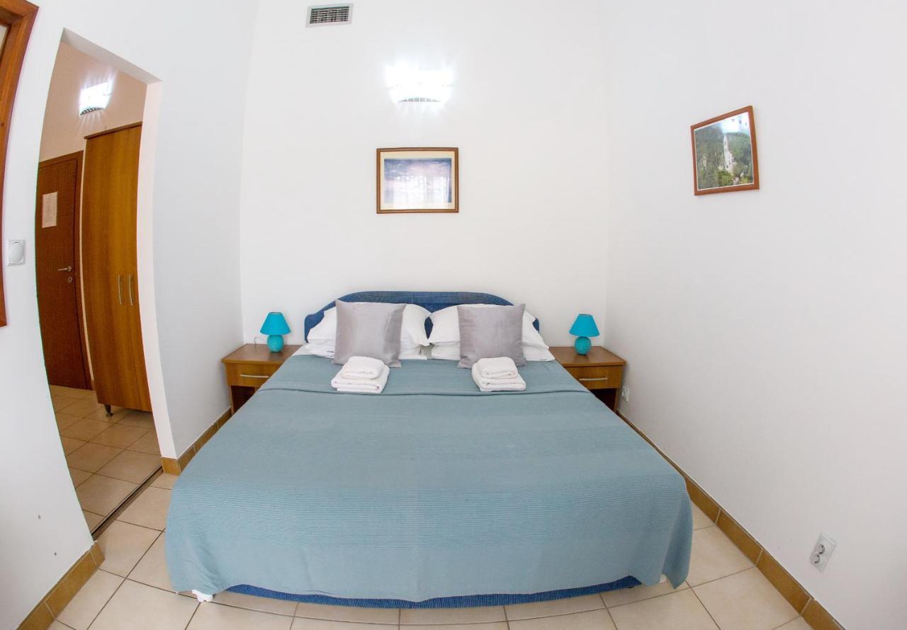 Apartments & Rooms Nikolic Budva Eksteriør billede