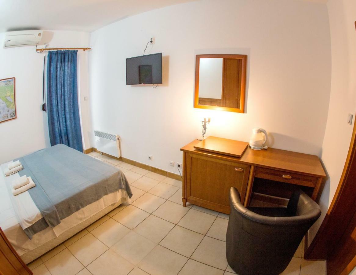 Apartments & Rooms Nikolic Budva Eksteriør billede